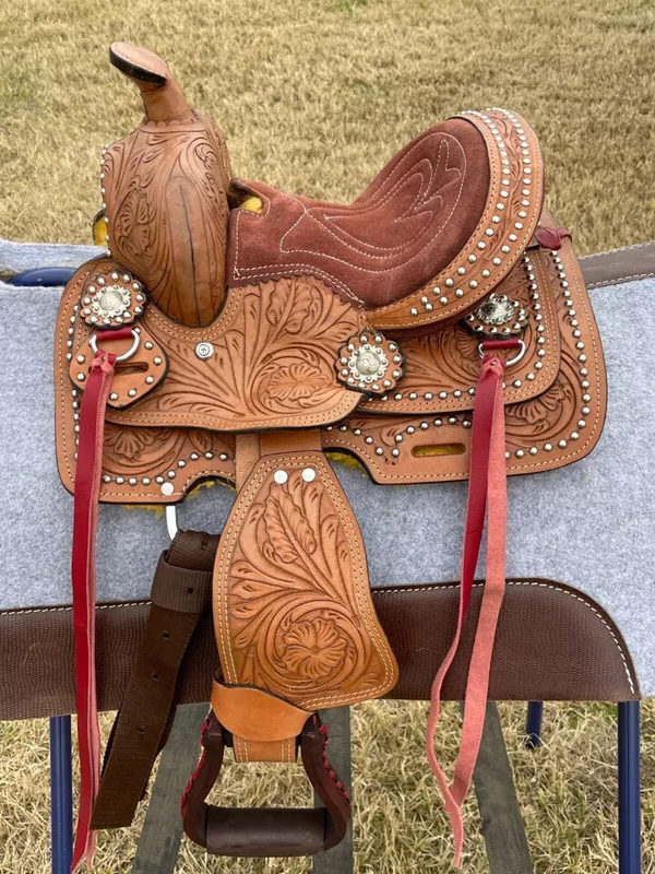 Selle miniature en cuir de cheval western à fleurs de 8 po.