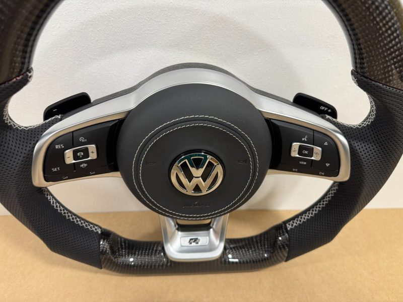 Volant carbone VW Tiguan II Arteon Passat B8 T-Roc R-Line DSG ACC