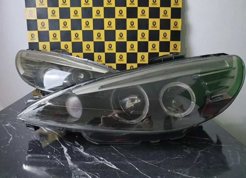 Kit de phares Peugeot 206